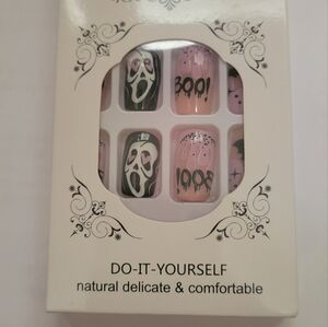 Halloween press on nails brand new In package